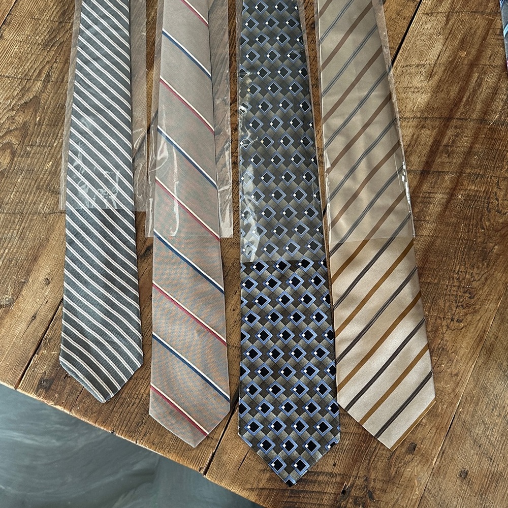 Elevate Your Basic Suit With 4 Geometric Men’s Ti… - image 1